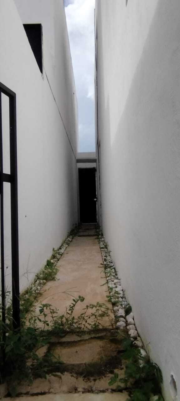 7 de 38: PASILLO DE SERVICIO
