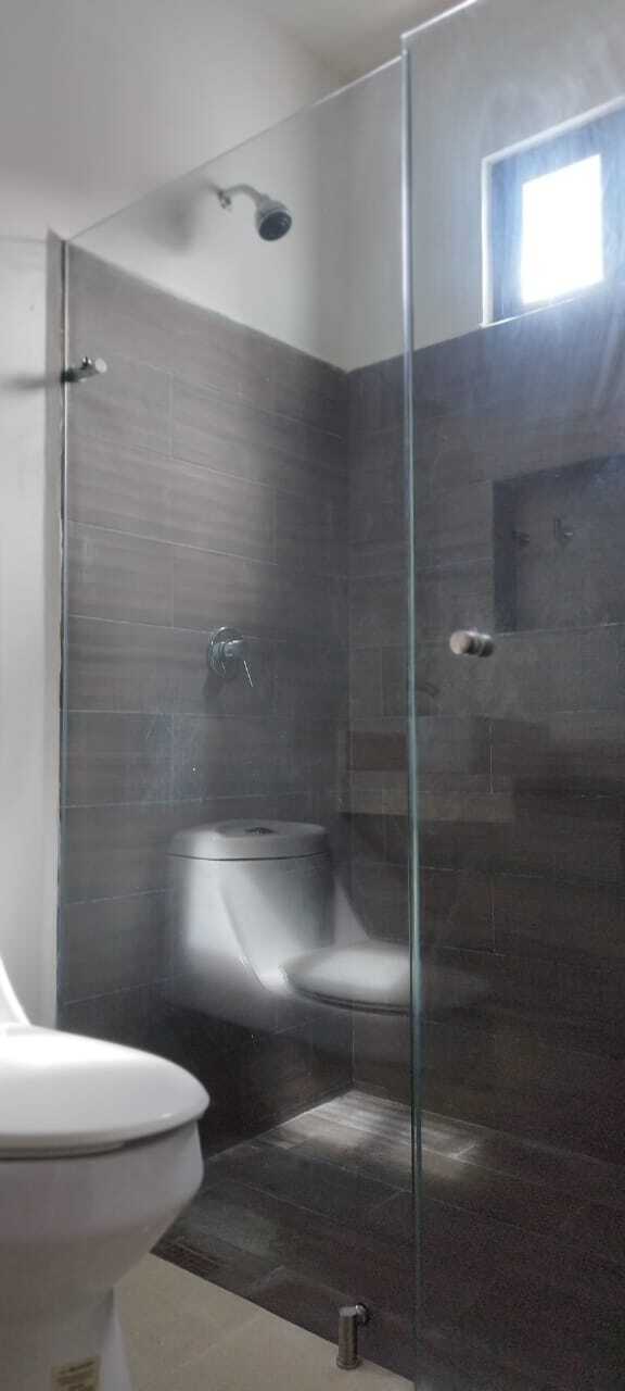 9 de 19: CANCELES TEMPLADOS COMPLETOS EN BAÑOS
