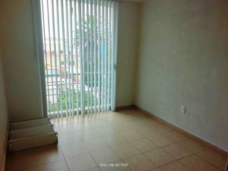 5 de 16: Recamara #1 + Balcón