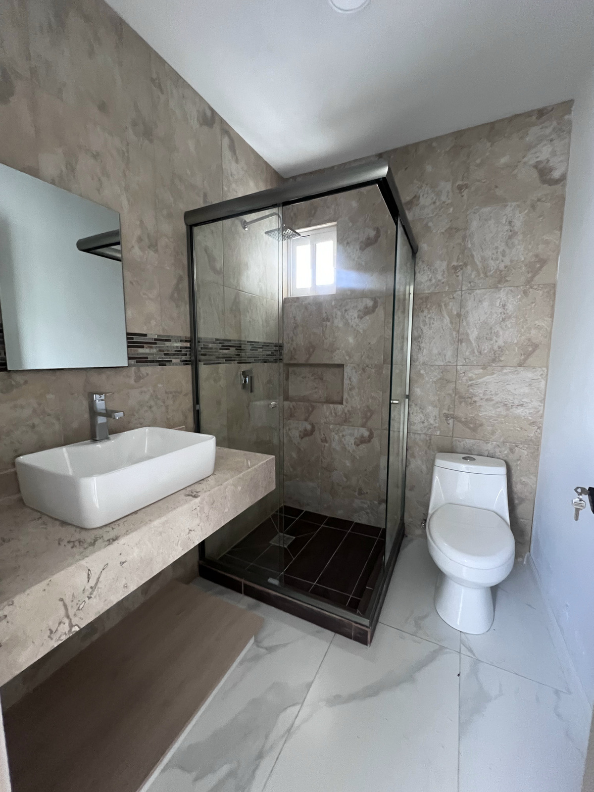 Baño completo en PB