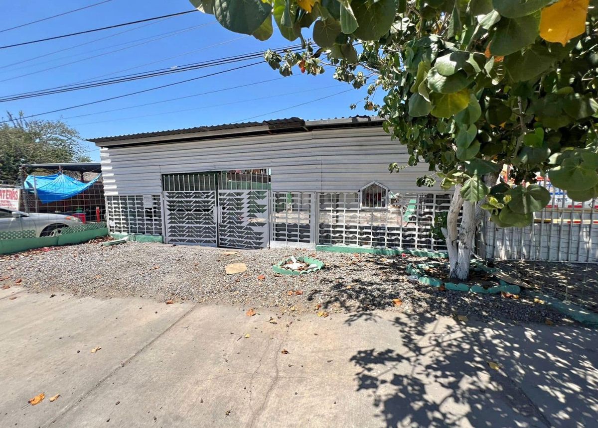 Propiedad Comercial en Venta Sobre Calz. Héctor Terán Terán