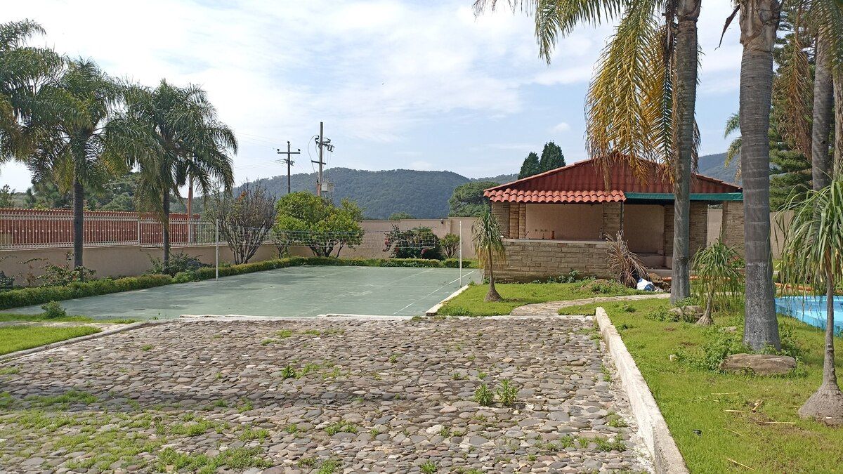 4 de 25