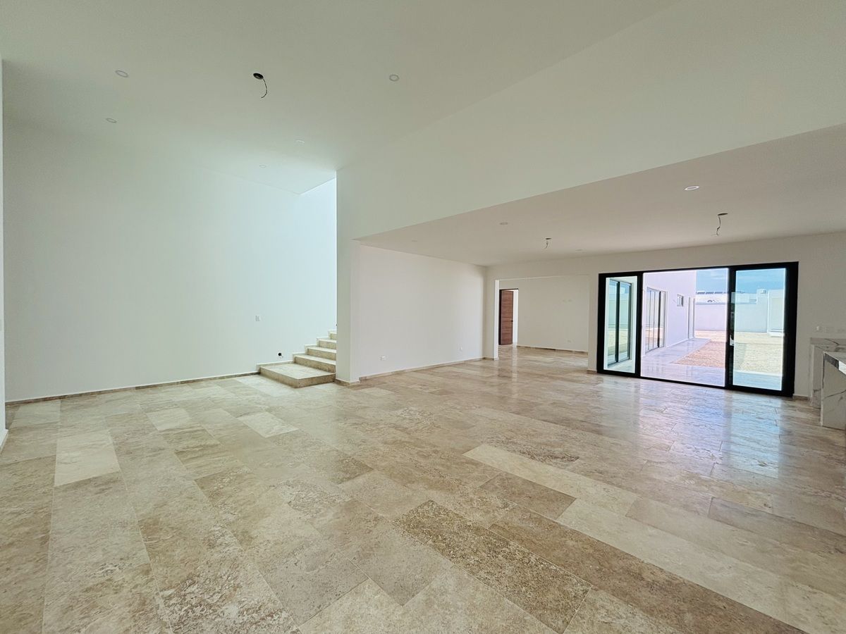 5 de 46: SALA DOBLE ALTURA
