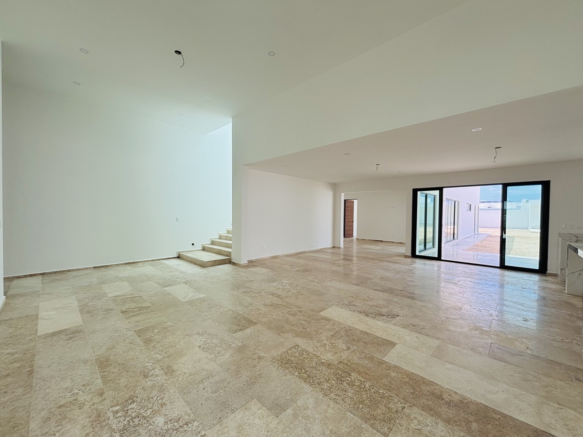 5 de 45: SALA DOBLE ALTURA