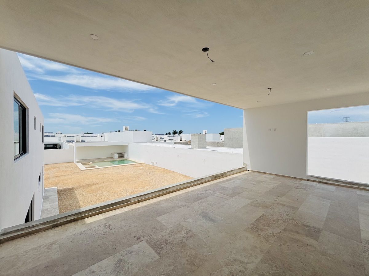35 de 46: TERRAZA PLANTA ALTA