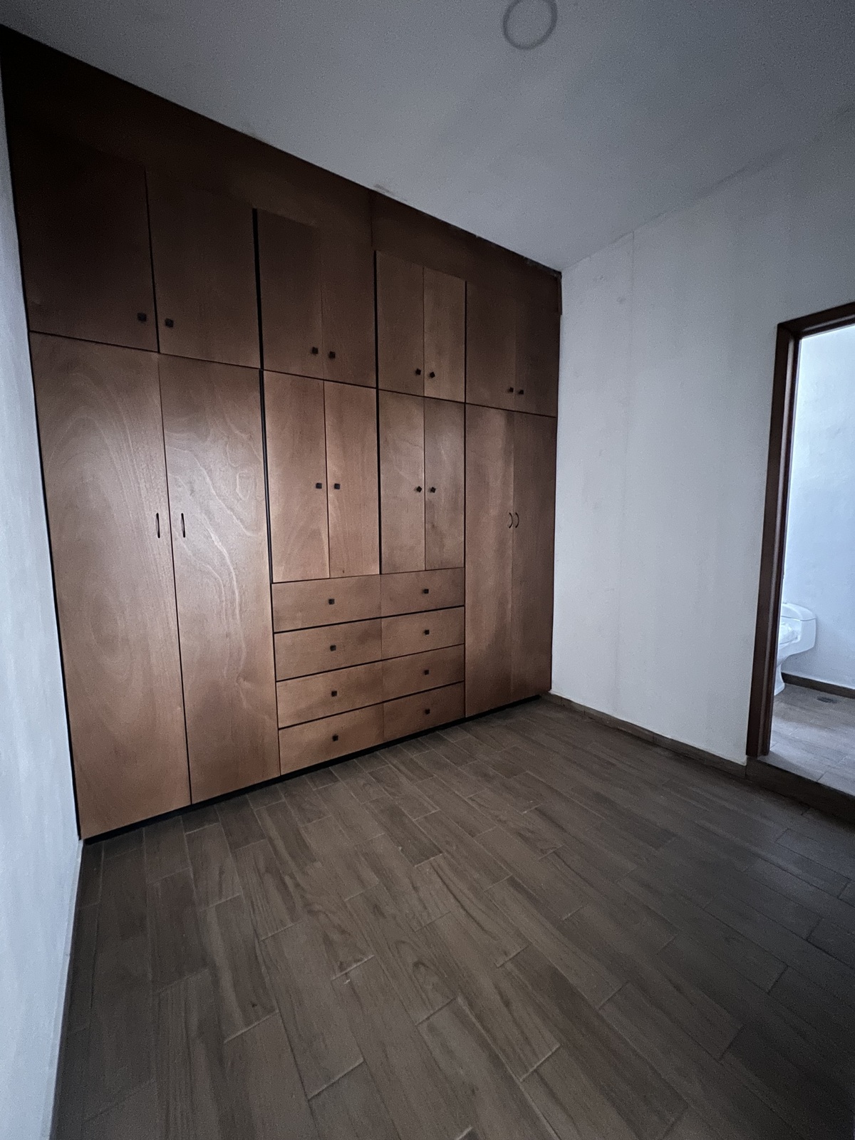 Vestidor de recámara principal