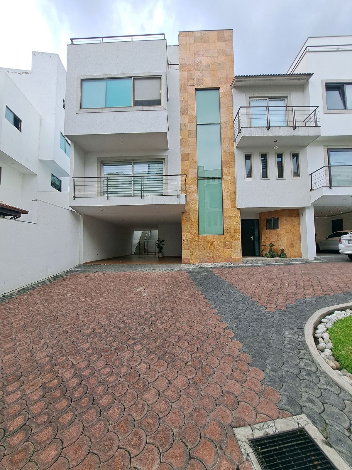 1 de 7: Fachada interior