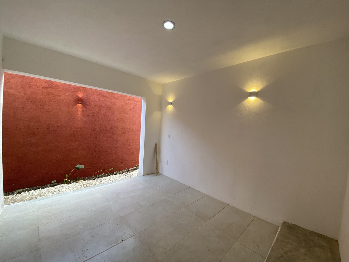 10 of 21: Recámara 1