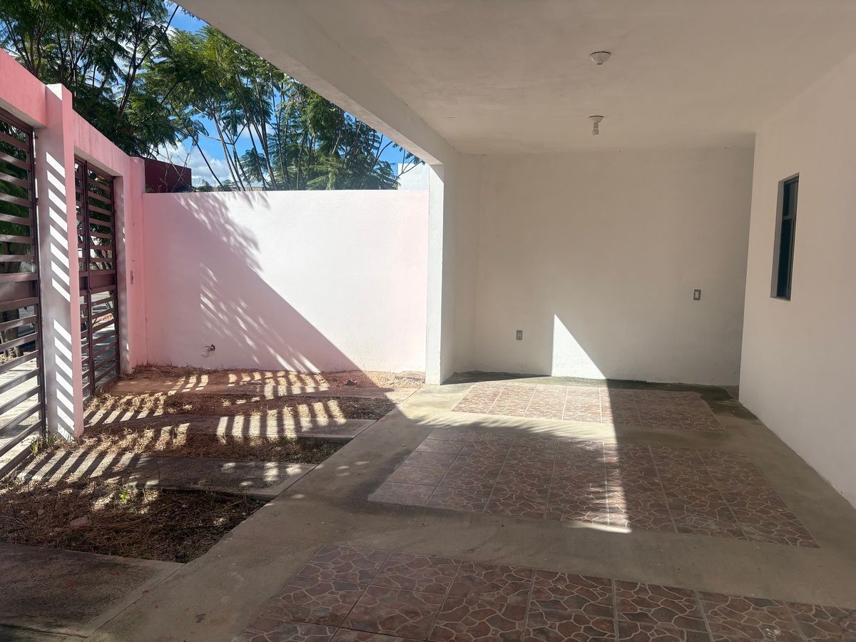 7 de 33: Estacionamiento para 2 coches