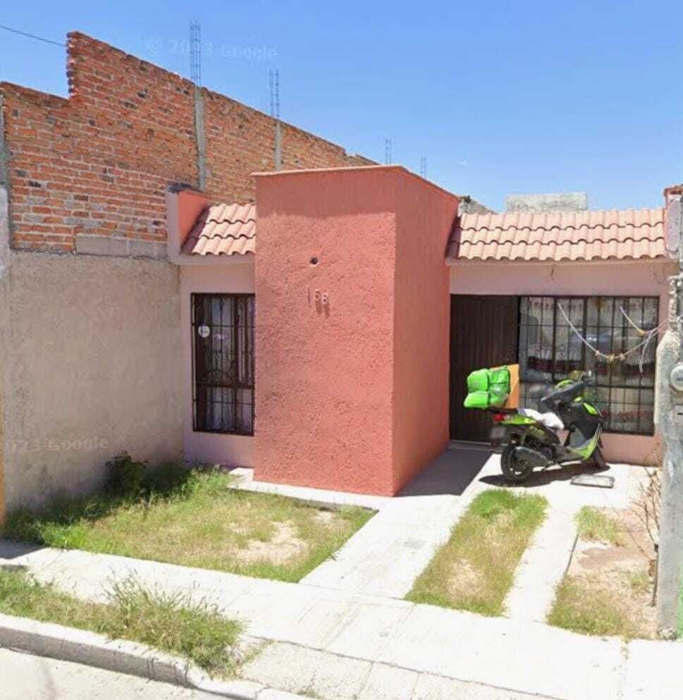 https://assets.easybroker.com/property_images/4682045/78993183/EB-QZ2045.jpeg?version=1724091505
