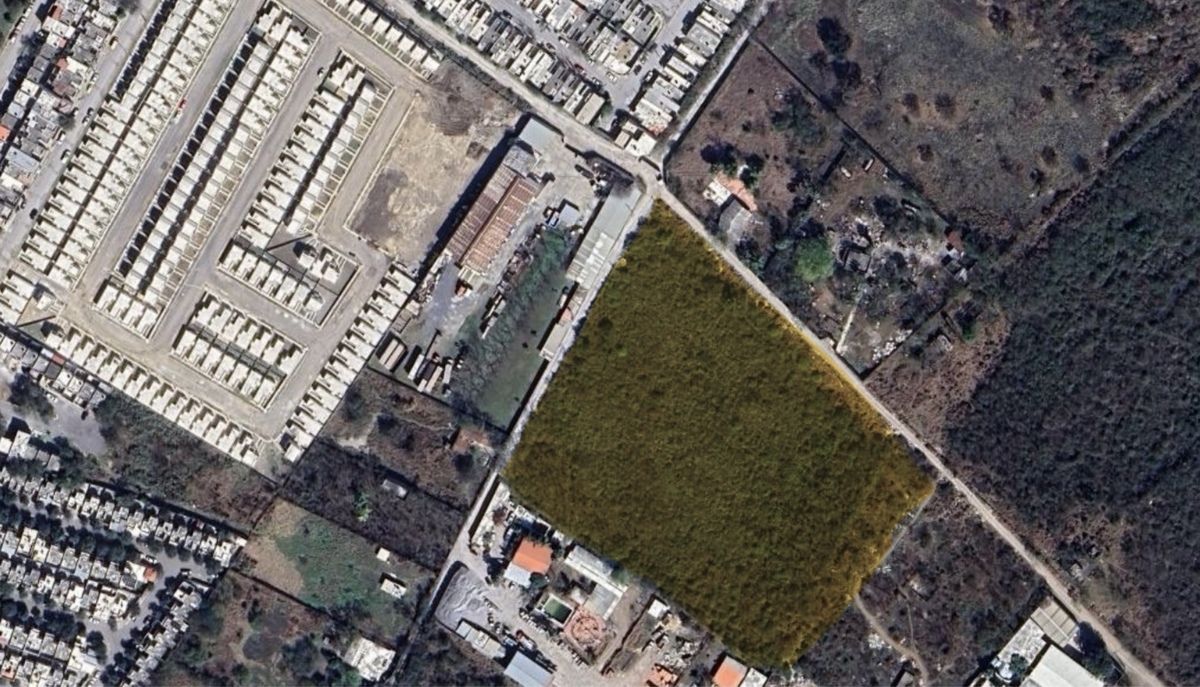 3 de 3: https://www.easybroker.com/agent/properties/terreno-plano-ve