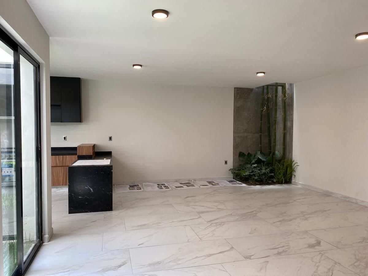 Casa en Venta en La Colmena con Roof Top. - foto 3