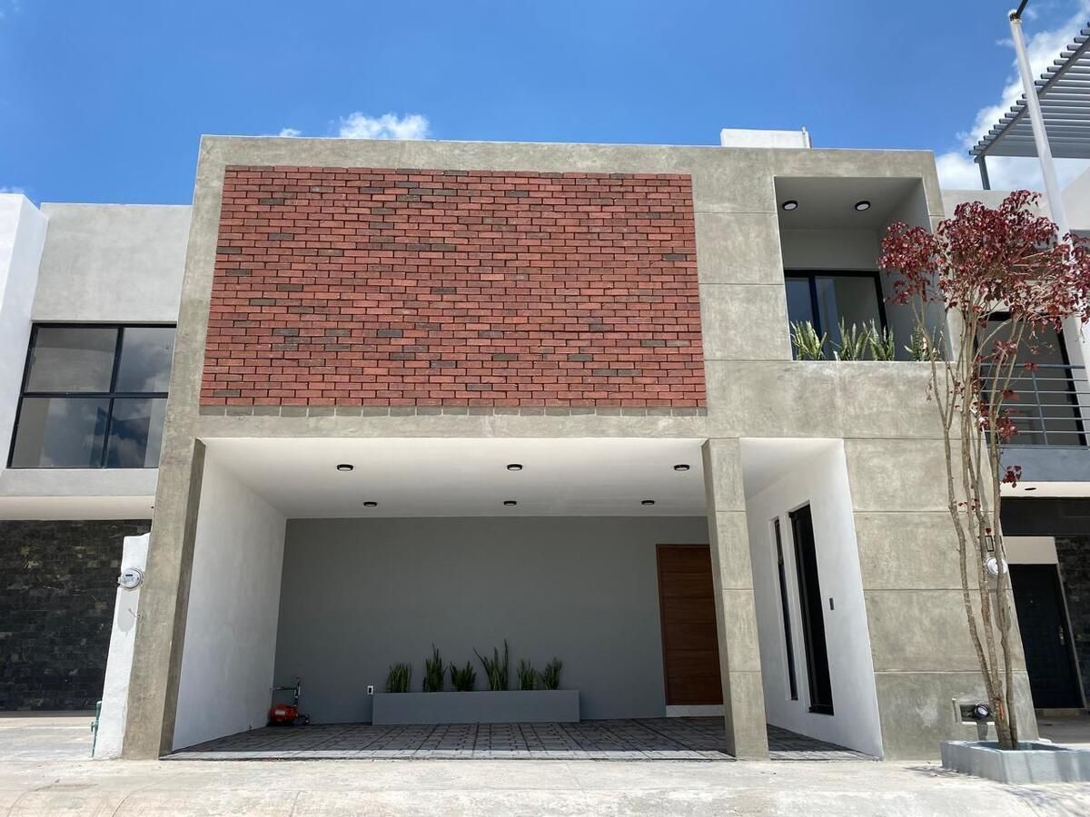 Casa en Venta en La Colmena con Roof Top. - foto 1