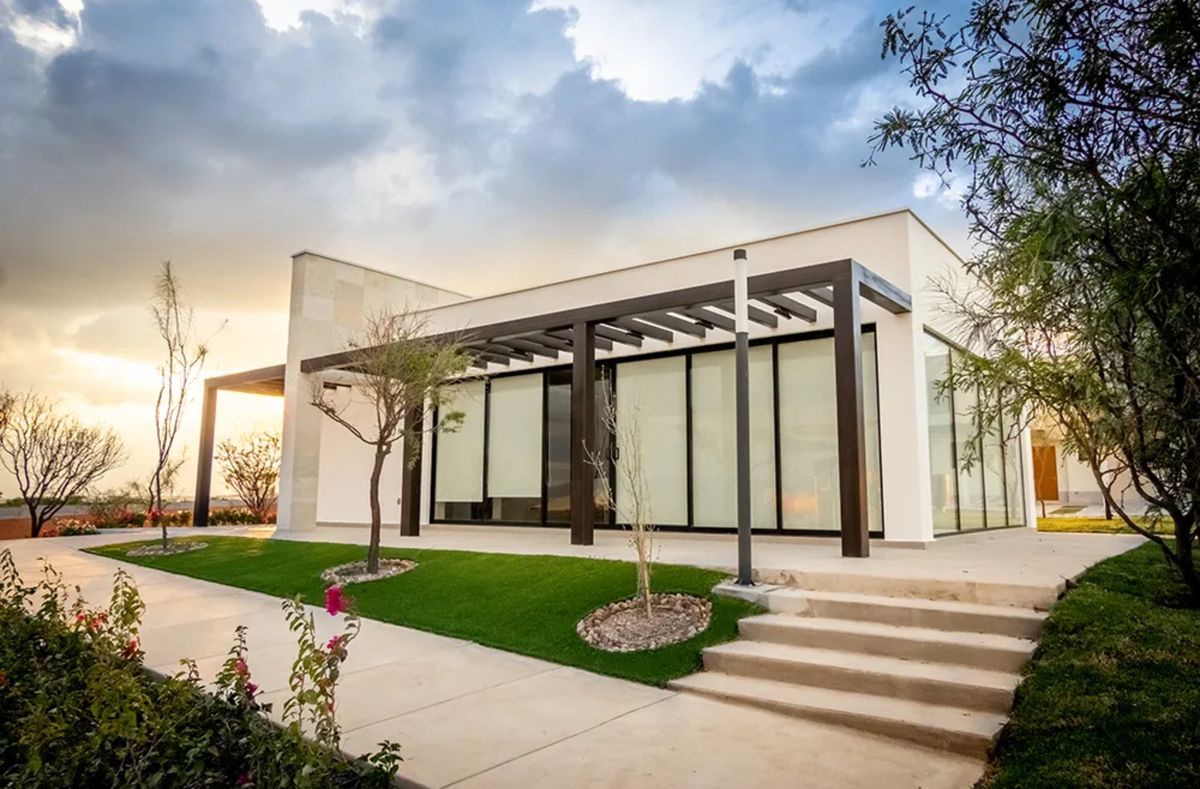 13 of 13: Salón de usos múltiples