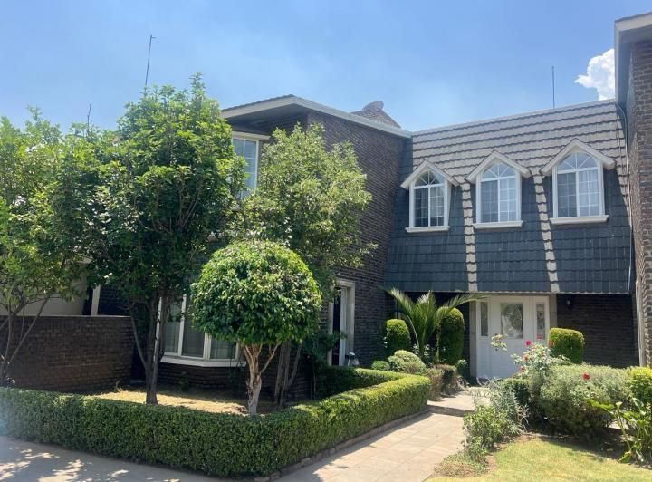 CASA EN TLALPAN CERCA DE ZONA DE HOSPITALES
