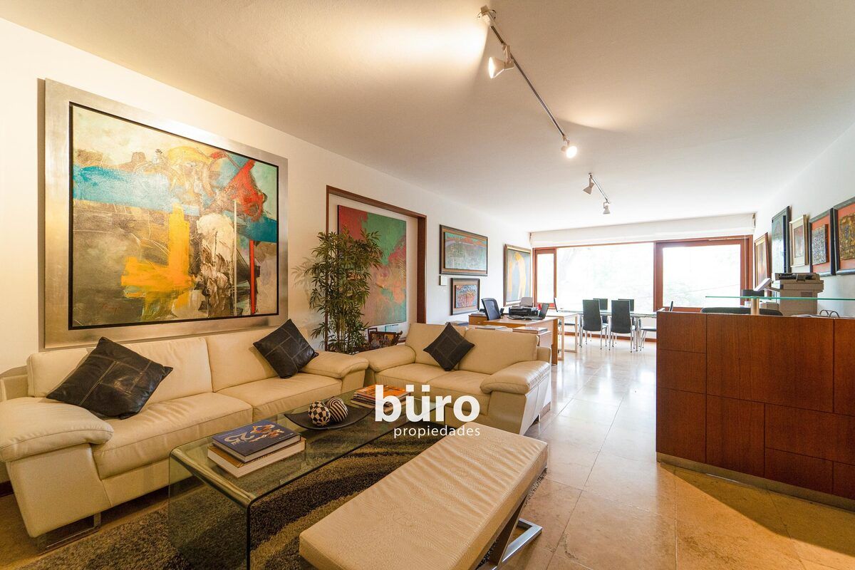 5 of 25: Sala y Comedor