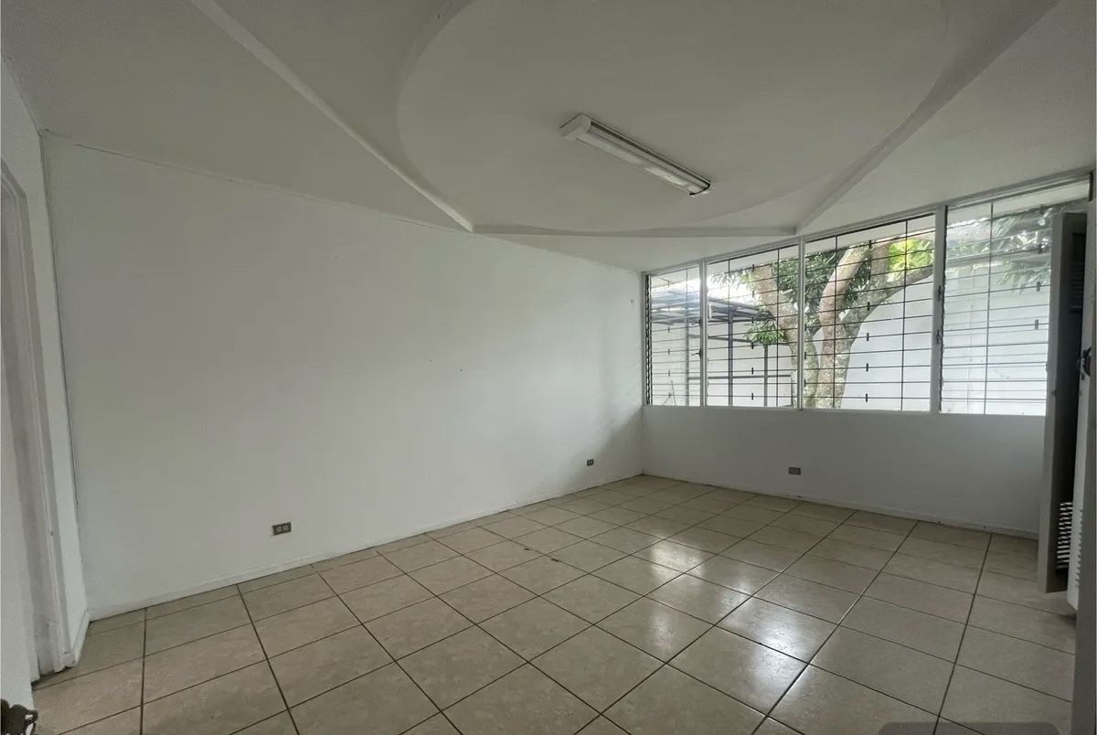 5 de 15: Sala juntas