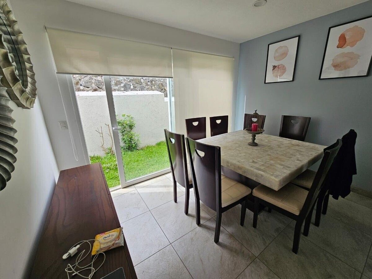 2 of 13: comedor