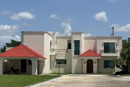 Casa en venta  en Montebello