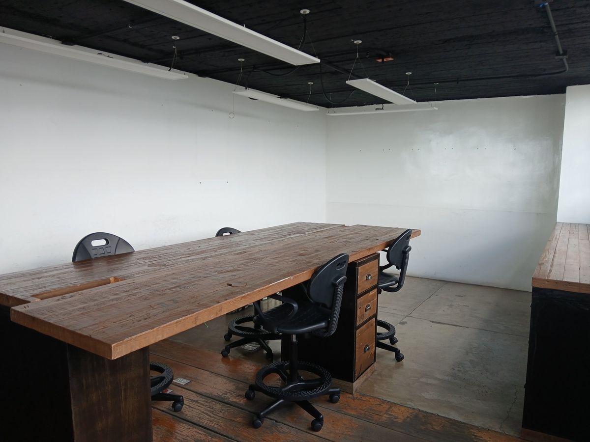 2 de 7: coworking_inmobiliaria_rentadeoficina
