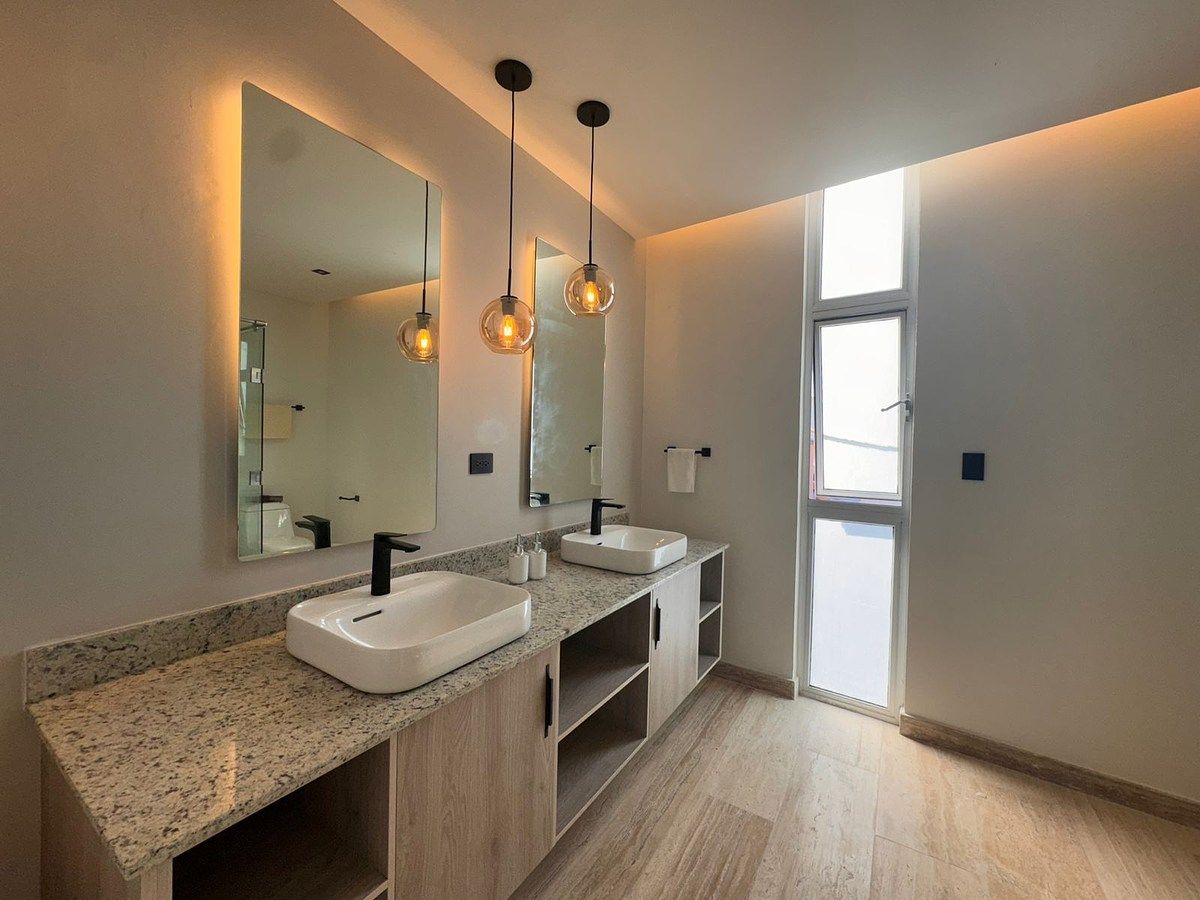 6 de 14: Baño Recámara Principal