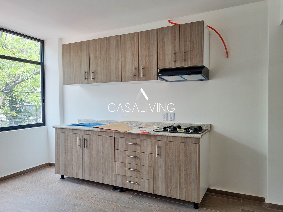 3 of 9: Cocina