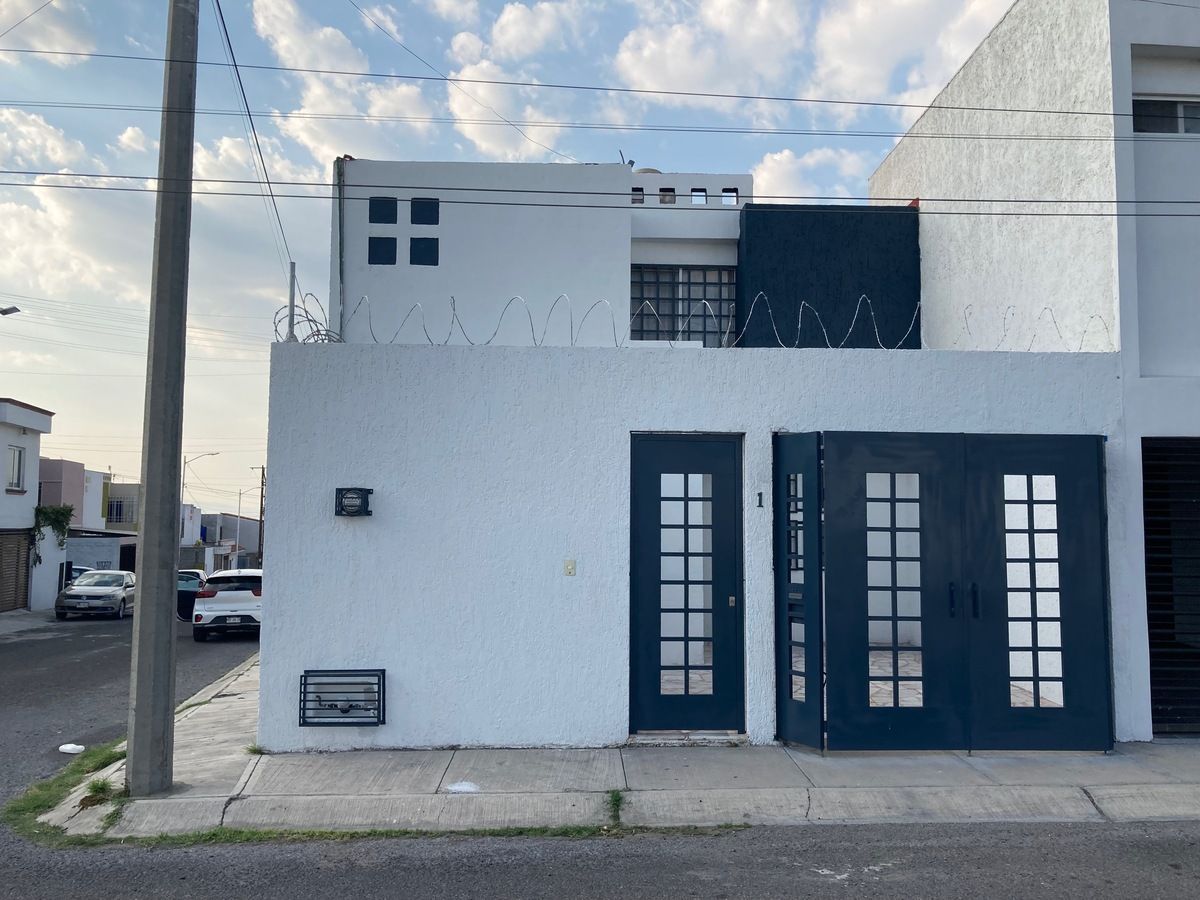 https://assets.easybroker.com/property_images/4693588/79237710/EB-RA3588.jpg?version=1724521163