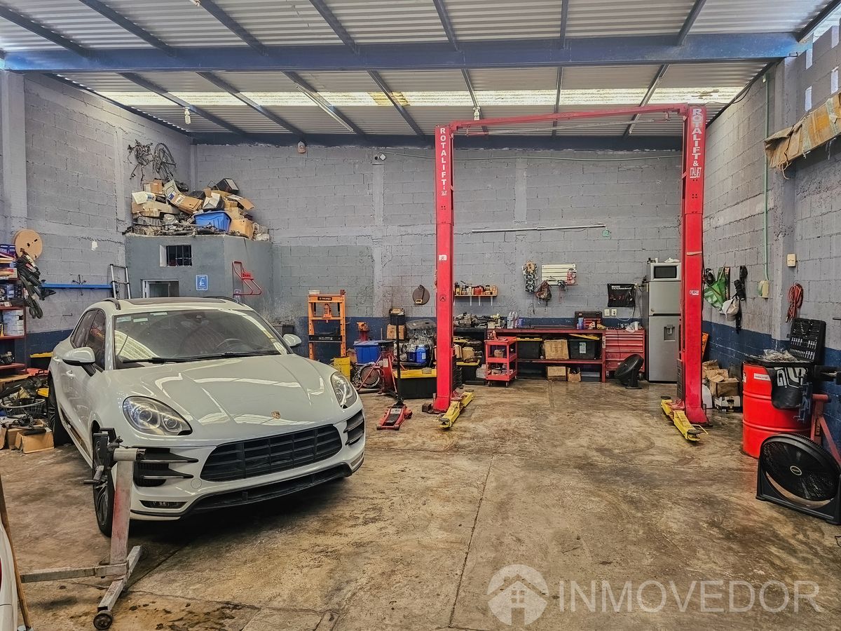 5 de 18: Nave Industrial