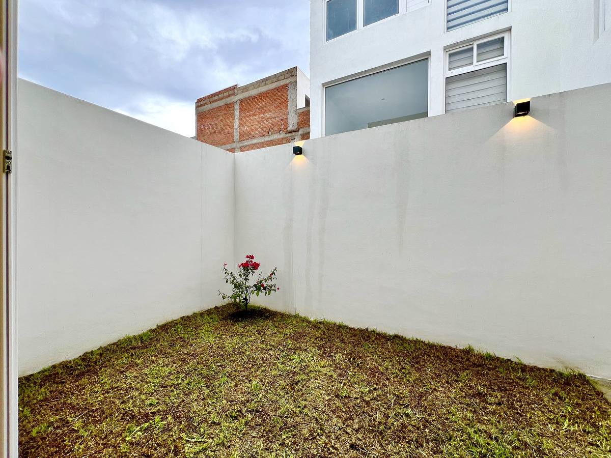 5 de 17: JARDIN