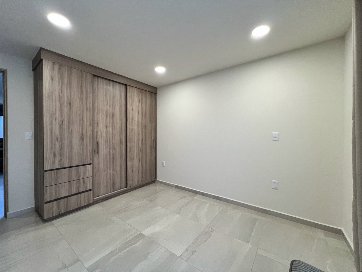 10 de 17: HABITACION 2