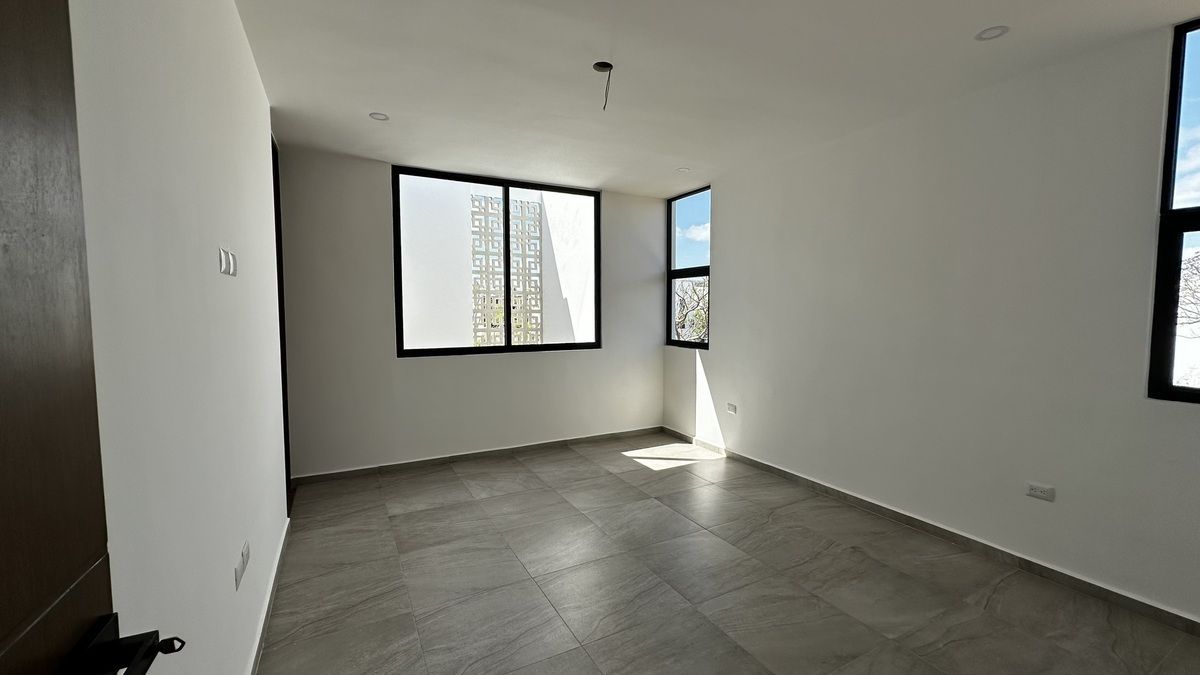 13 de 21: Segunda Habitación