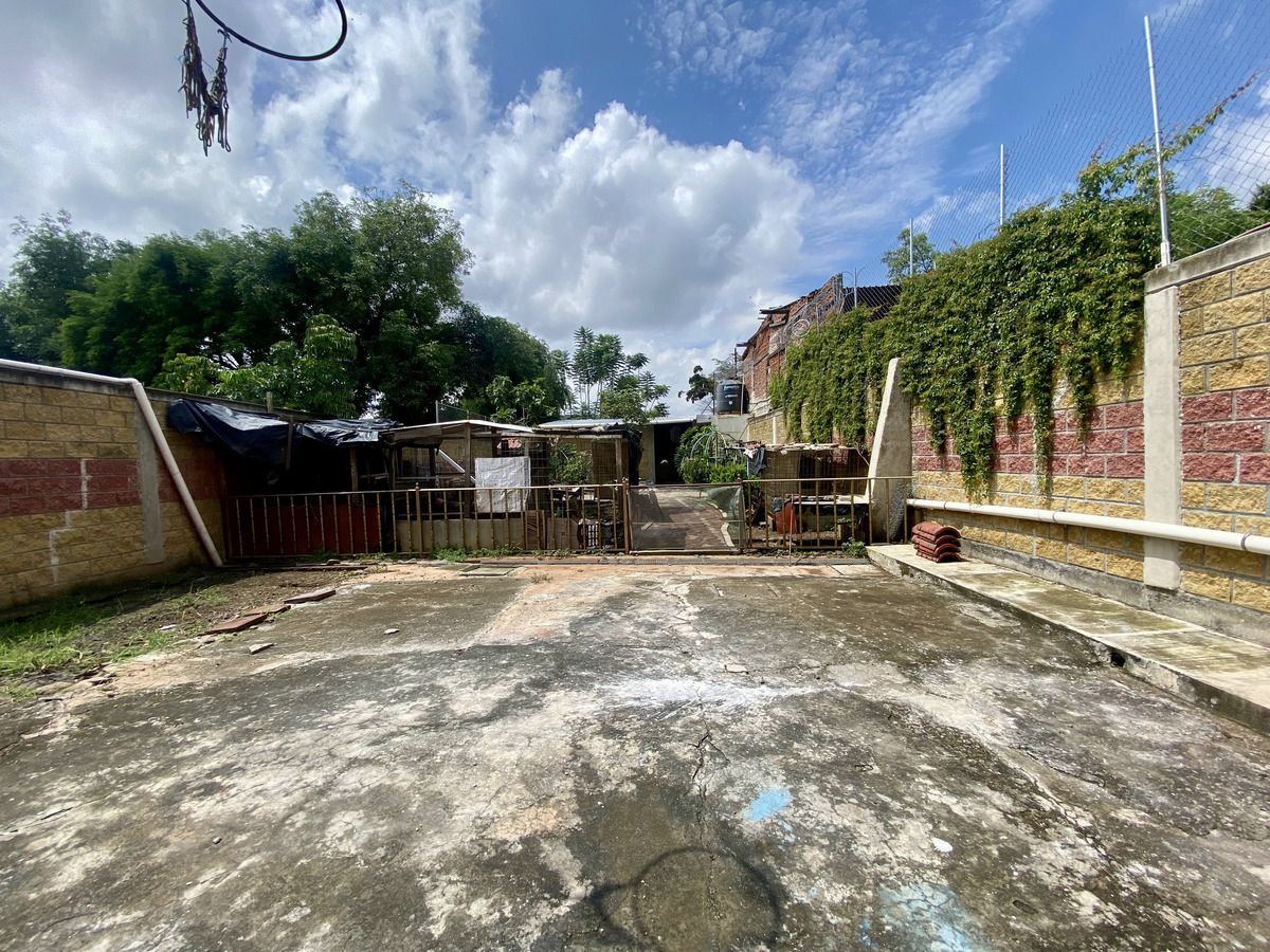 PATIO DE ATRAS.