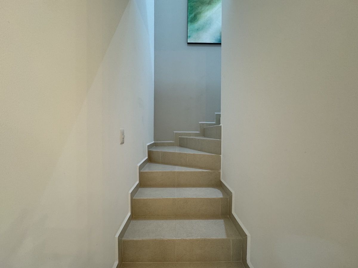 15 de 27: Hacia arriba