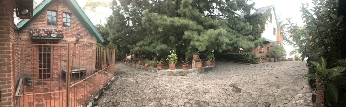8 de 25