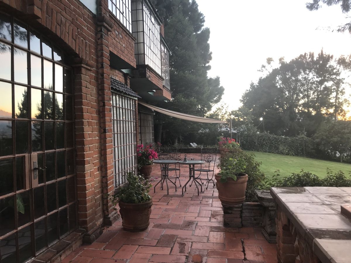 4 de 25