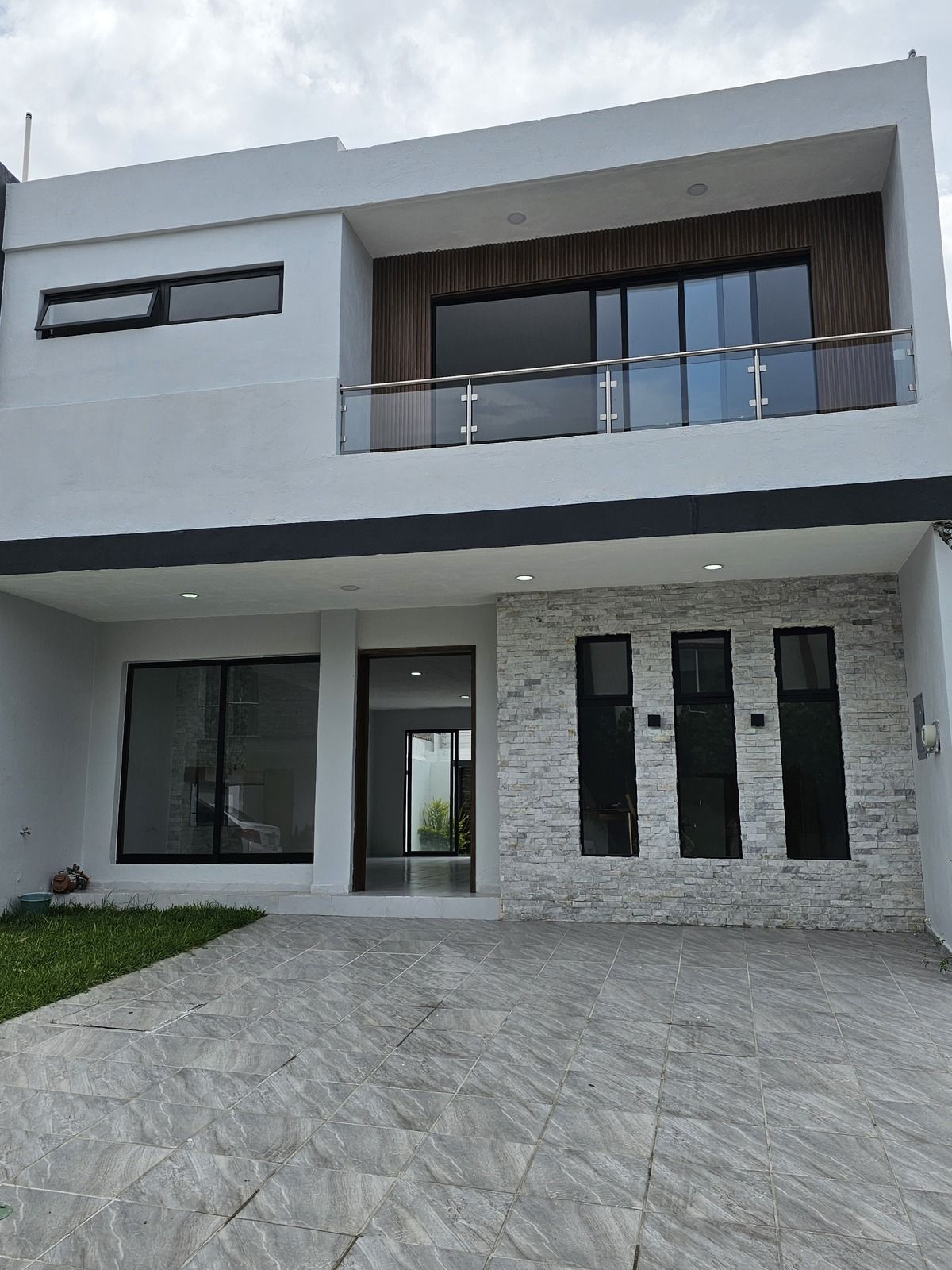 SALE OF HOUSE IN VALLE IMPERIAL - foto 1
