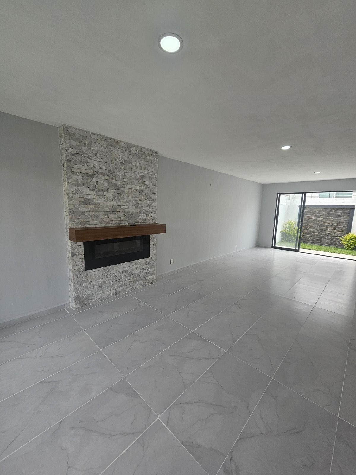 SALE OF HOUSE IN VALLE IMPERIAL - foto 3