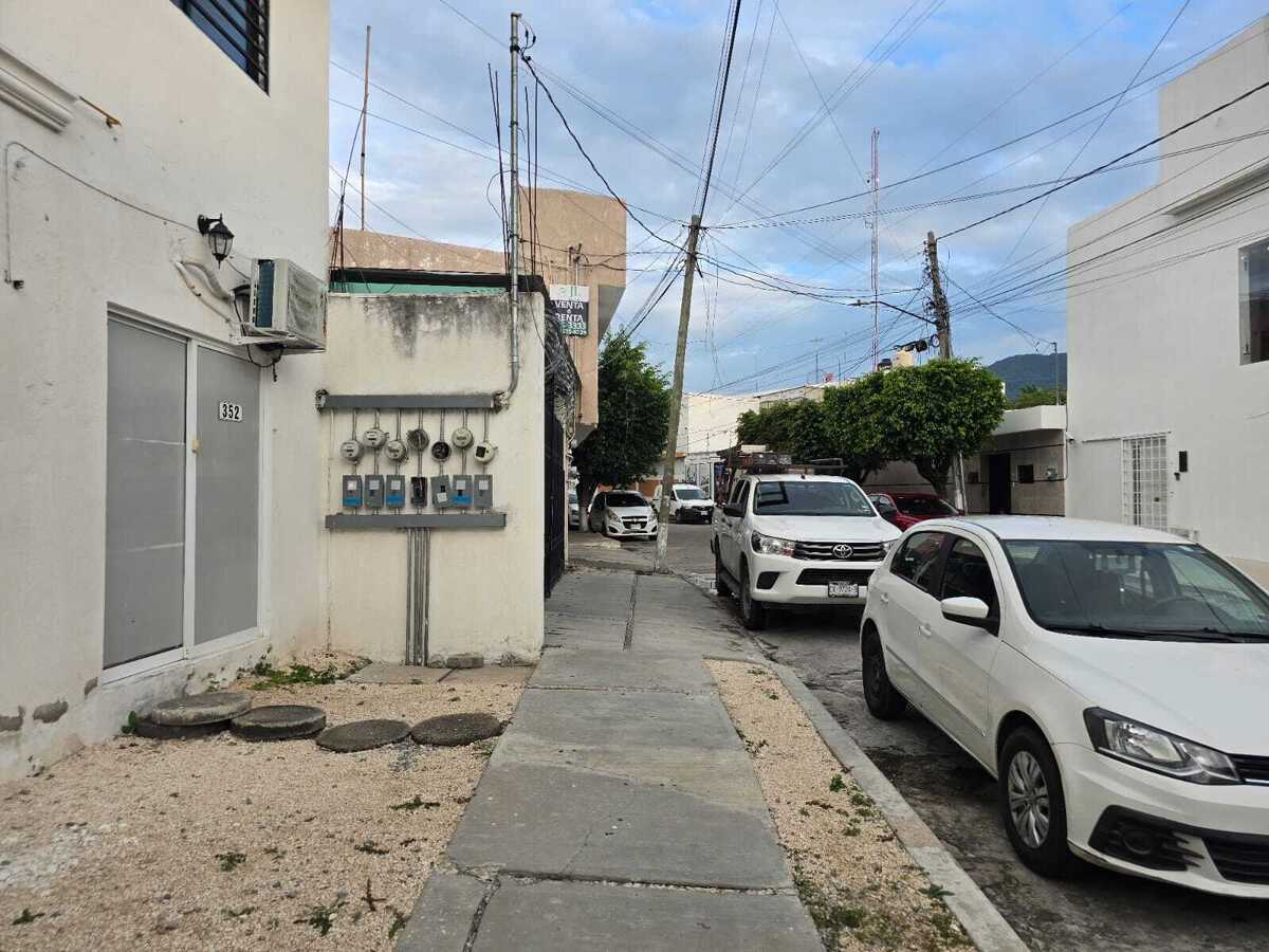 23 de 24: CALLE PICHUCALCO