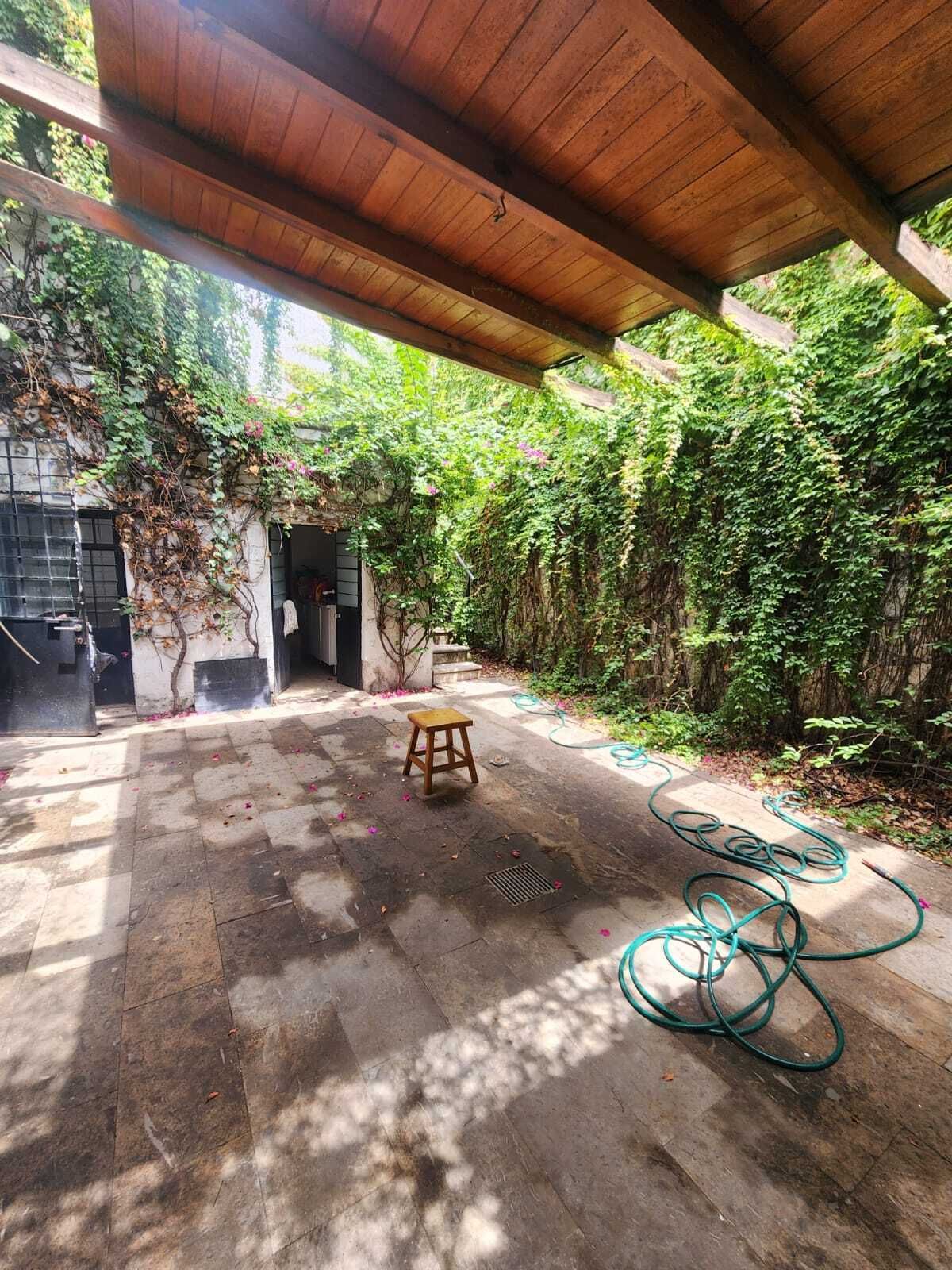 7 de 14: Patio posterior