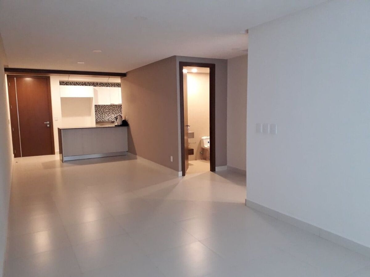 https://assets.easybroker.com/property_images/4702688/79419570/EB-RB2688.jpg?version=1724894016
