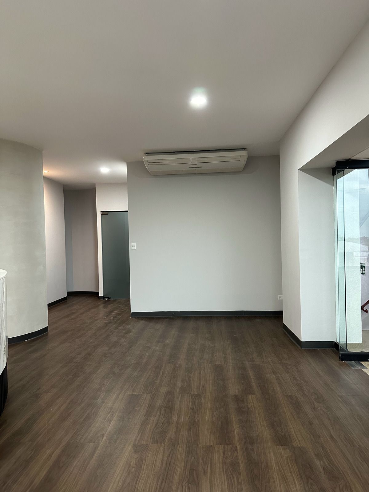 1 de 19: acceso a oficina