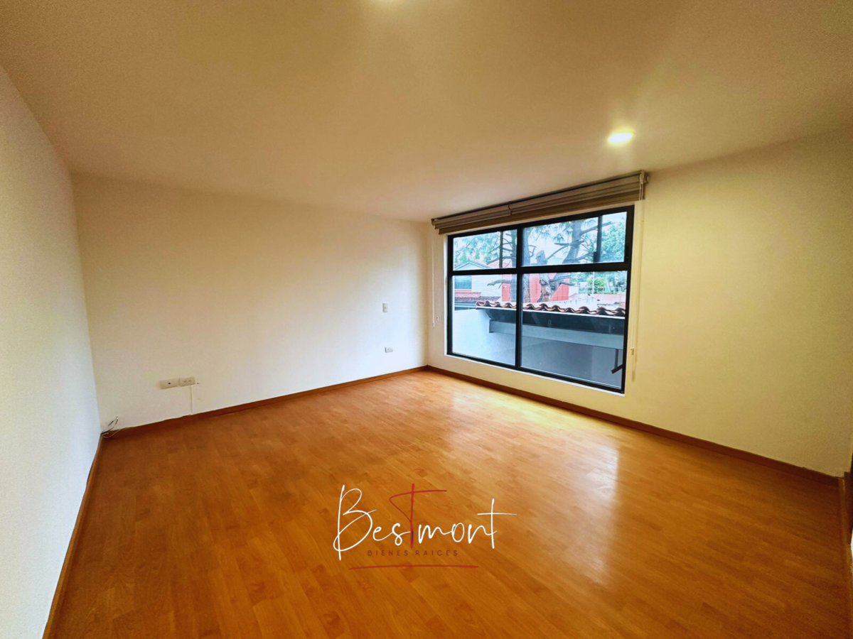 13 of 28: Recamara principal