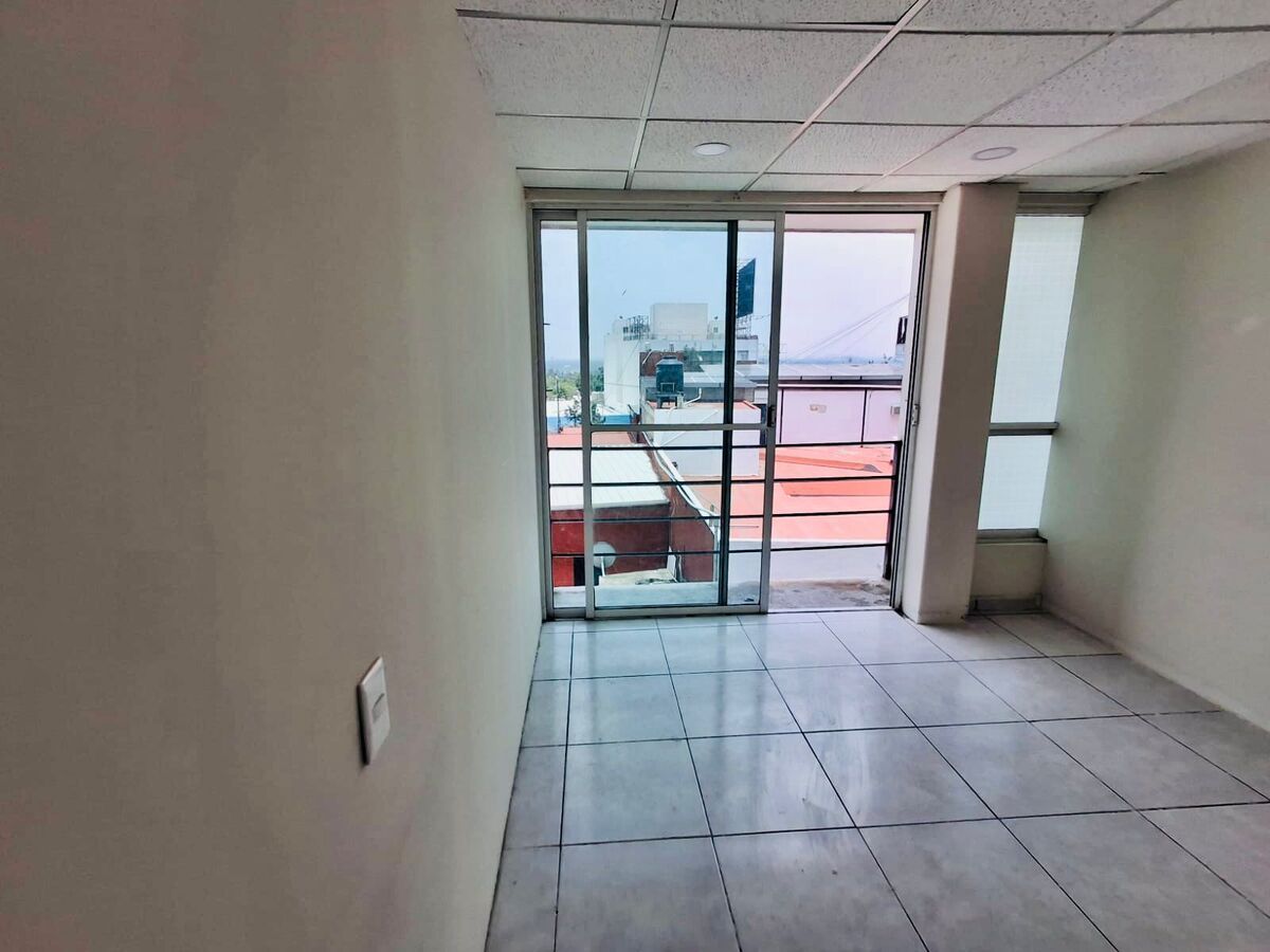 OFICINA EN RENTA EN SATÉLITE