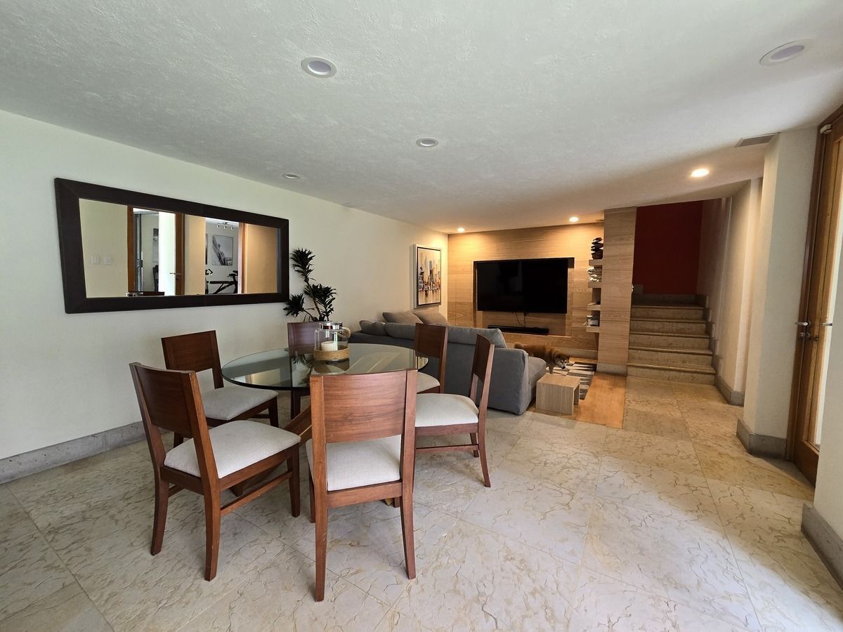 17 of 19: Cuarto de juegos