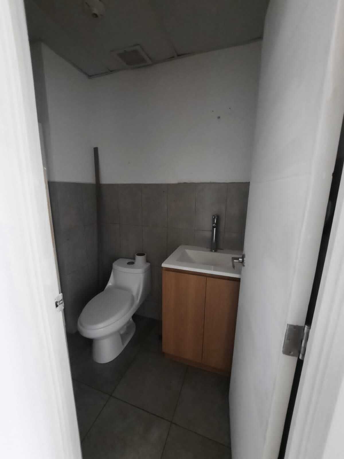 LOCAL EN RENTA EN KM 19.5 CAES PLAZA NOVITA