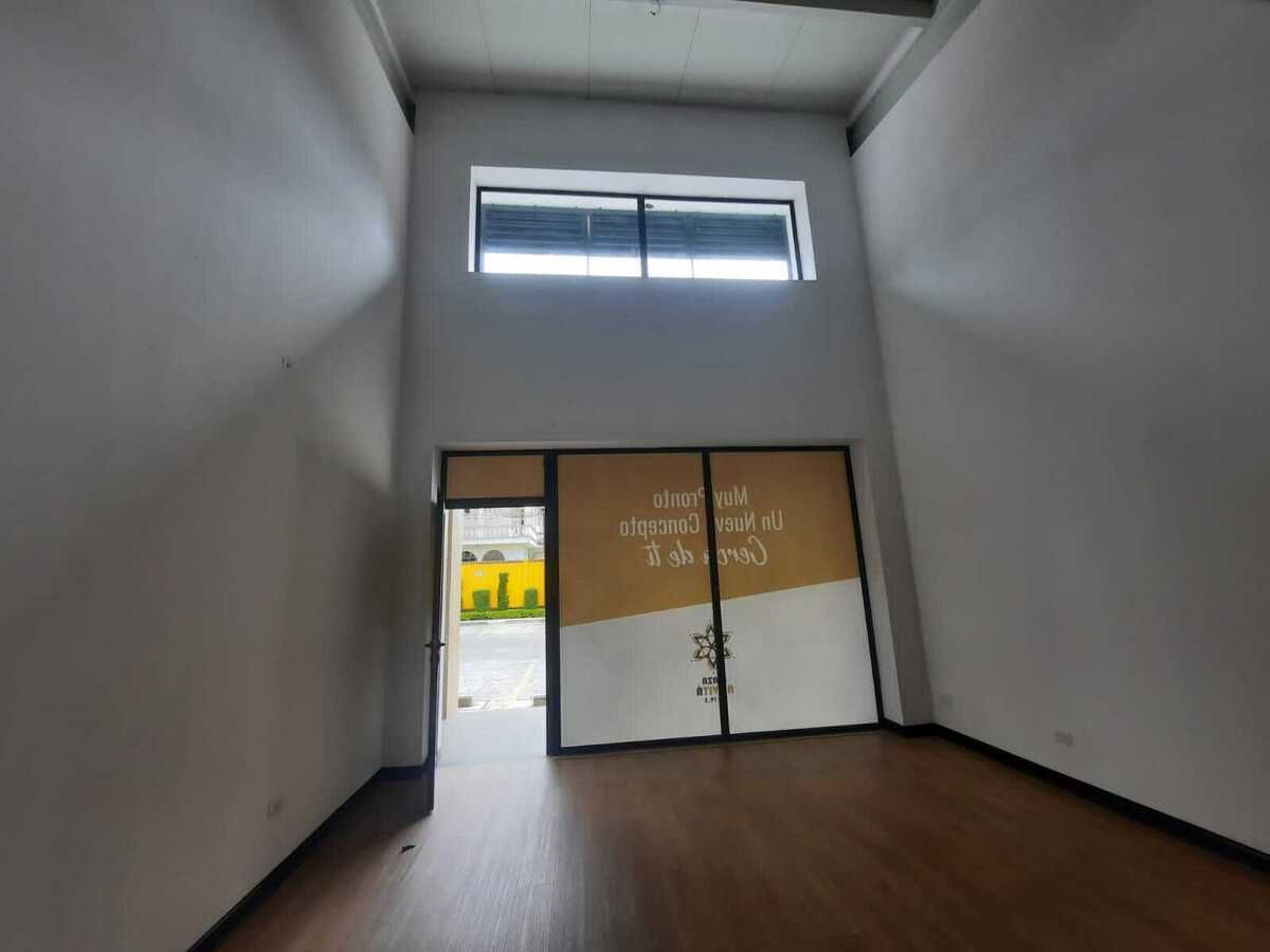 LOCAL EN RENTA EN KM 19.5 CAES PLAZA NOVITA