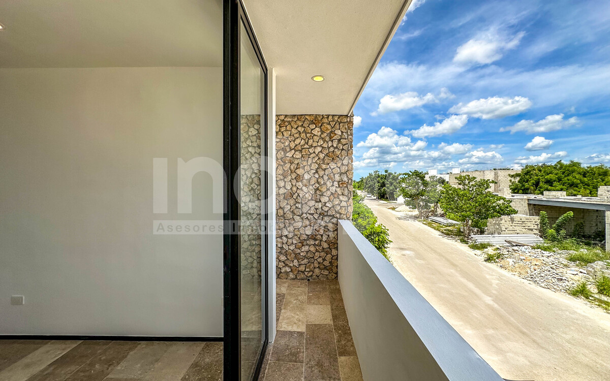 35 de 48: Balcón de la Recámara Secundaria 1