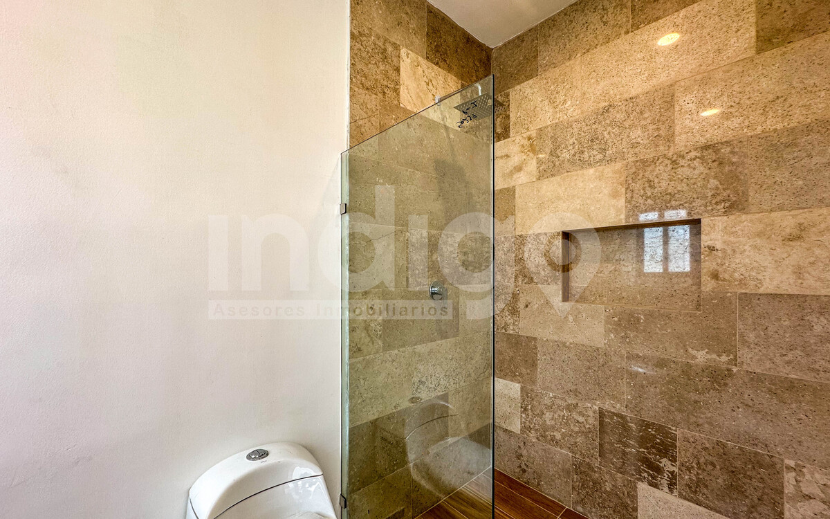 37 de 48: Baño Recámara Secundaria 1