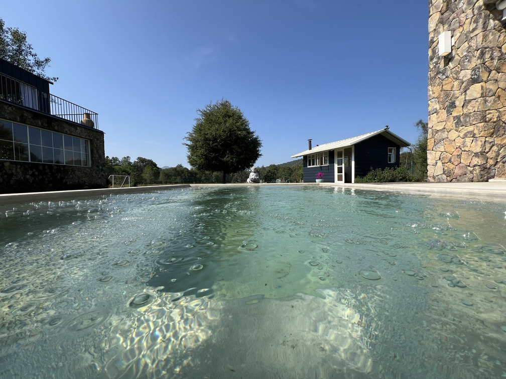 5 of 44: Jacuzzi