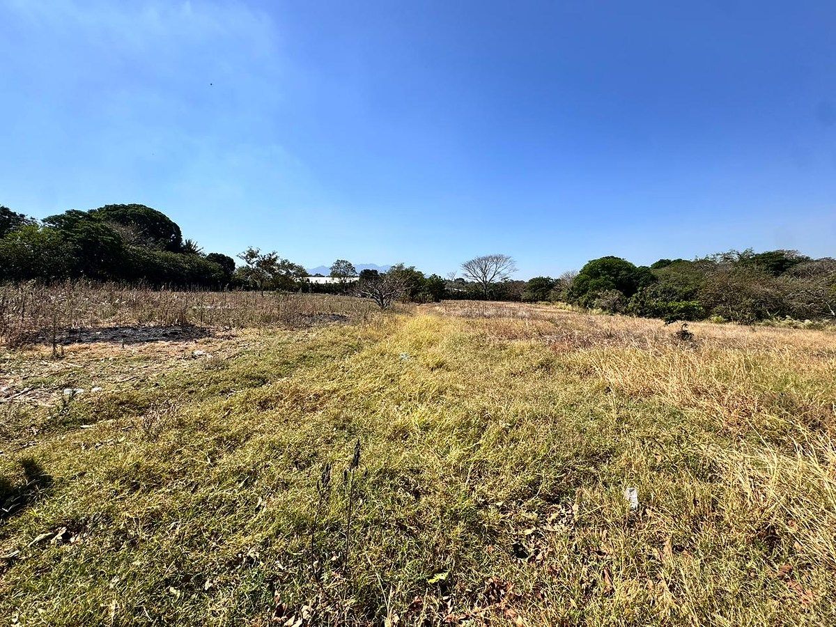 Terreno en Villa Canales, foto 3 de 32